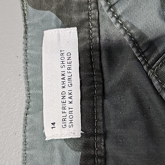 Gap size 14 girlfriend khaki shorts - Picture 6 of 7